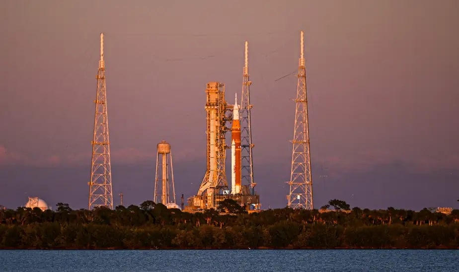 Artemis-II-